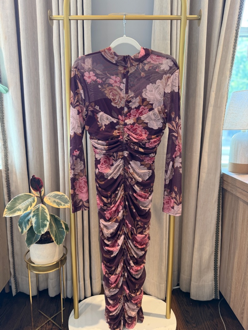 LIKE NEW Lulu's Plum & Pink Floral Long-Sleeve Ruched Midi Dress - Picture 7 of 10
